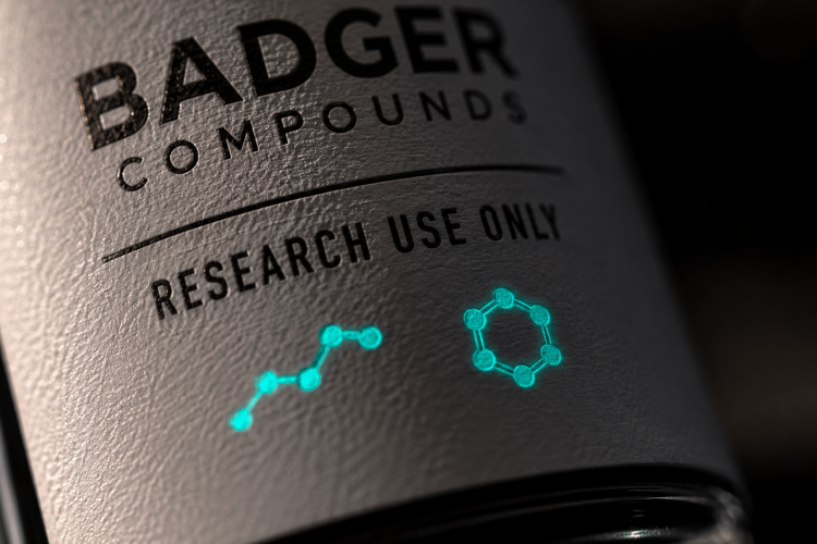 Cyclic vs linear peptides shown by a research peptide vial with an open chain and a closed ring structure